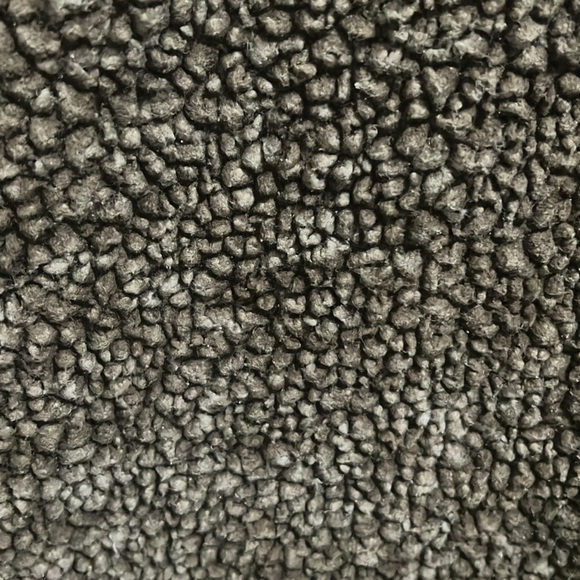 Brown fluffy sweater with zipper - Picture 4 of 4